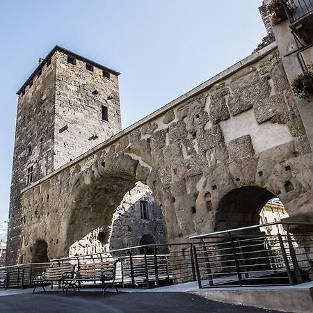 Vecchio Mulino Apartamento Aosta Quarto foto